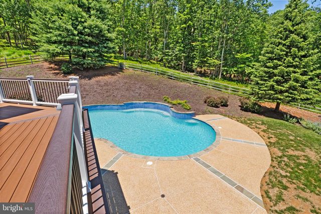 17030 THOUSAND OAKS DR, Haymarket, VA 20169