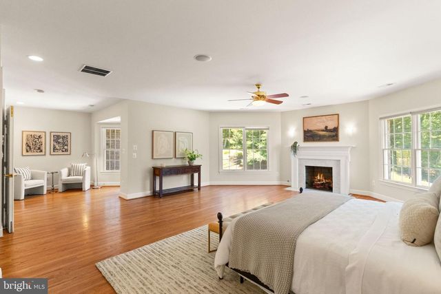 17030 THOUSAND OAKS DR, Haymarket, VA 20169