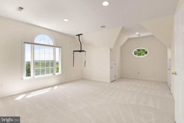 17030 THOUSAND OAKS DR, Haymarket, VA 20169