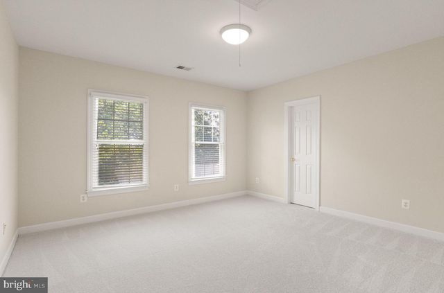 17030 THOUSAND OAKS DR, Haymarket, VA 20169