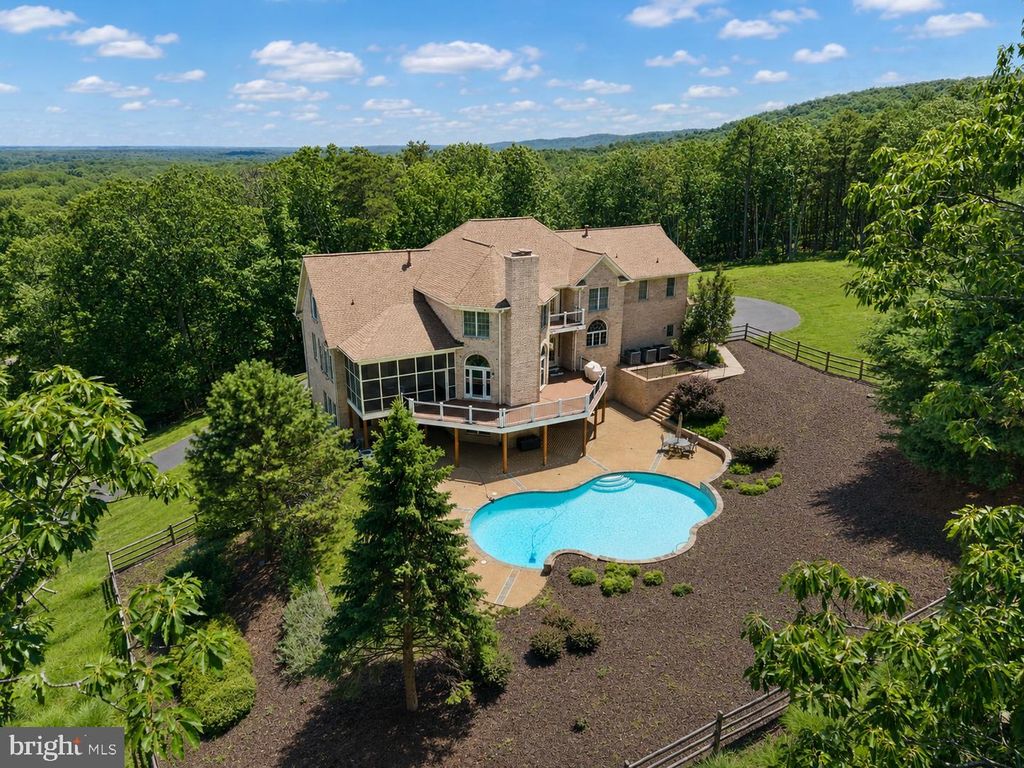 17030 THOUSAND OAKS DR, Haymarket, VA 20169