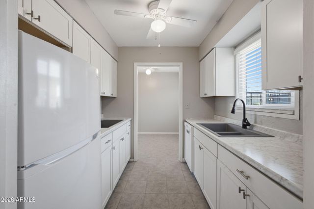 13611 N 98TH Avenue F, Sun City, AZ 85351