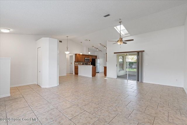 816 Hunters Creek Drive, Melbourne, FL 32904