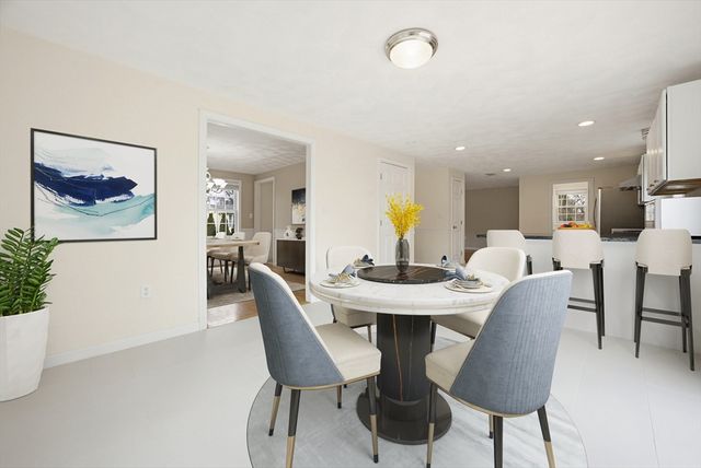 3 Lee St, Wilmington, MA 01887