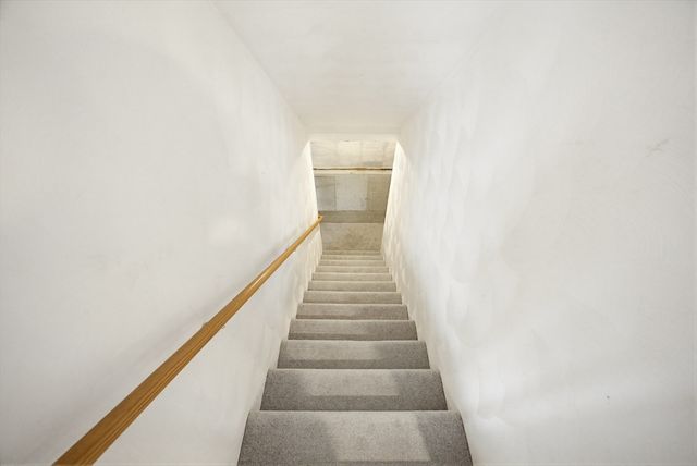 3 Lee St, Wilmington, MA 01887