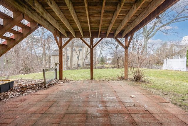 3 Lee St, Wilmington, MA 01887