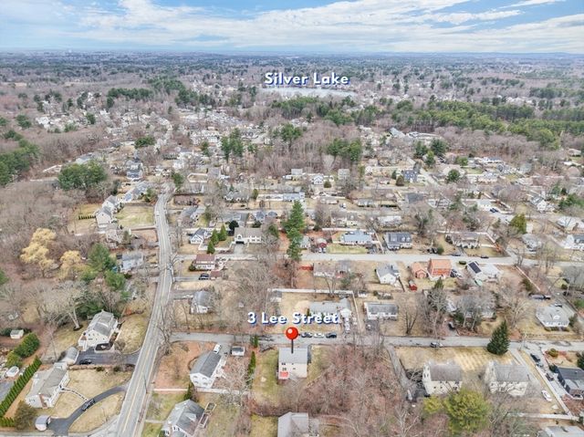 3 Lee St, Wilmington, MA 01887