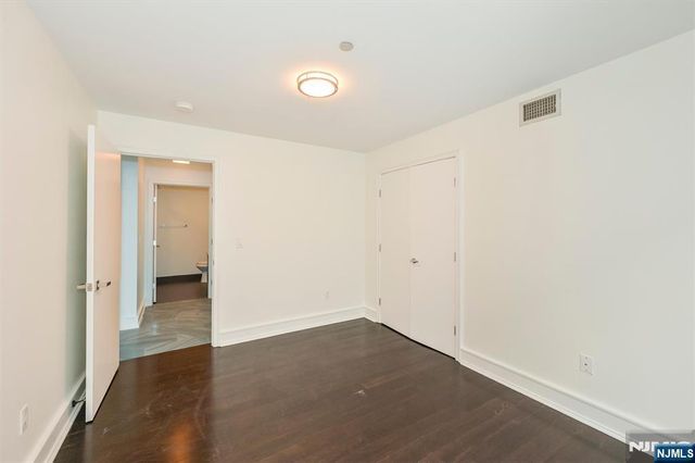 310 Cliff Lane C002D, Cliffside Park, NJ 07010