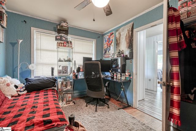 1504 E Rutherford Street, Landrum, SC 29356