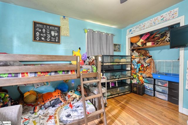1504 E Rutherford Street, Landrum, SC 29356