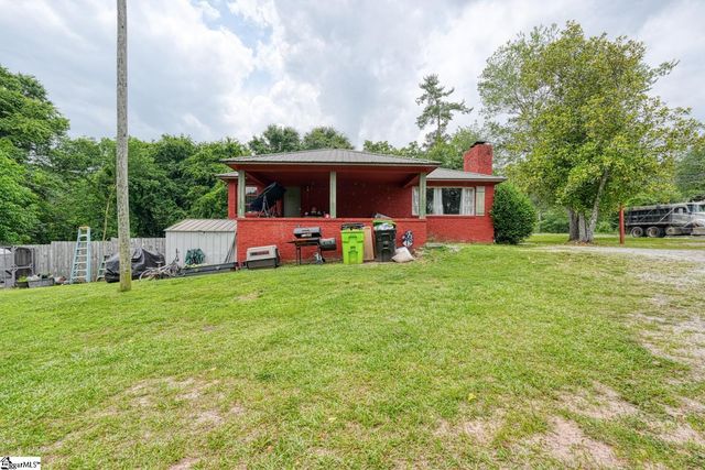 1504 E Rutherford Street, Landrum, SC 29356