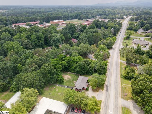 1504 E Rutherford Street, Landrum, SC 29356