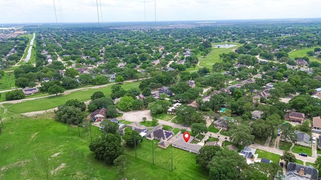 3043 Bonney Briar Drive, Missouri City, TX 77459