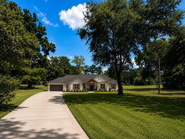 178 Midway Road, Cleveland, TX 77328