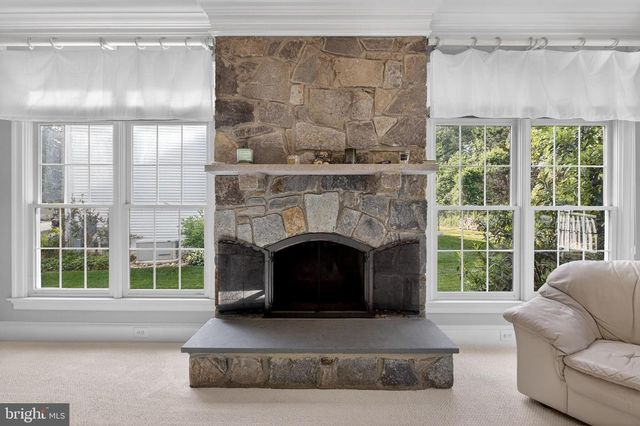 2906 BOYDS COVE DR, Annapolis, MD 21401