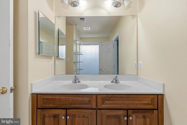 2906 BOYDS COVE DR, Annapolis, MD 21401