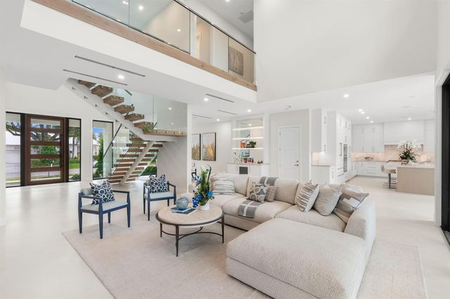 2406 NE 13th Court, Fort Lauderdale, FL 33304
