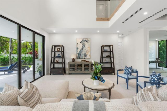 2406 NE 13th Court, Fort Lauderdale, FL 33304