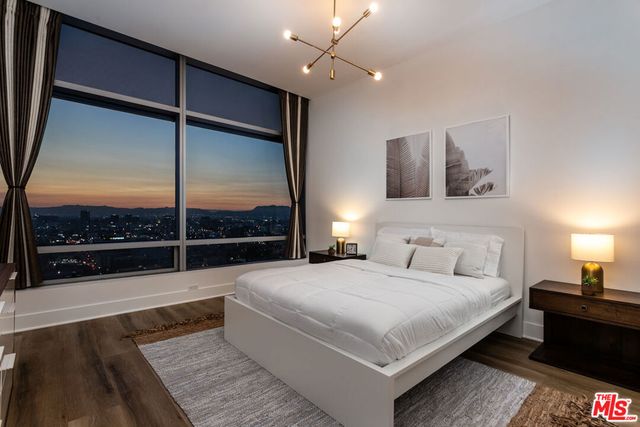 900 W Olympic Boulevard 32F, Los Angeles, CA 90015