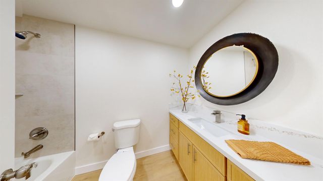 580 N Oak Ave, Oakdale, CA 95361