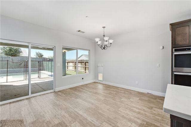 9021 Drovers Run, Bakersfield, CA 93311