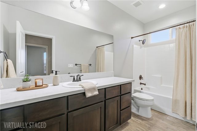 9021 Drovers Run, Bakersfield, CA 93311