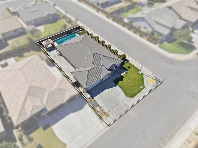 9021 Drovers Run, Bakersfield, CA 93311
