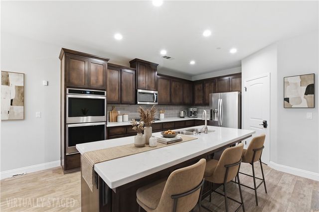 9021 Drovers Run, Bakersfield, CA 93311