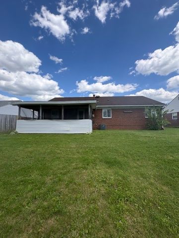 100 Monahan St, Hopewell Twp, PA 15001