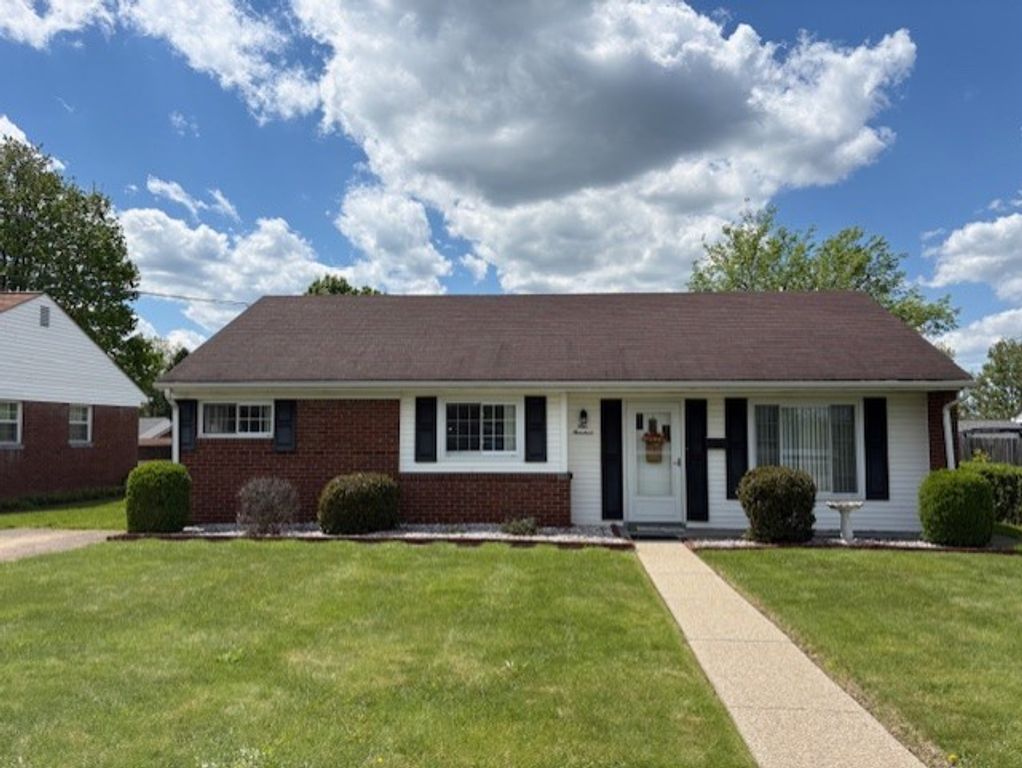 100 Monahan St, Hopewell Twp, PA 15001
