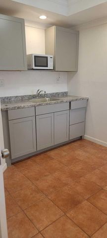 5937 TAFT Street 1, Hollywood, FL 33021