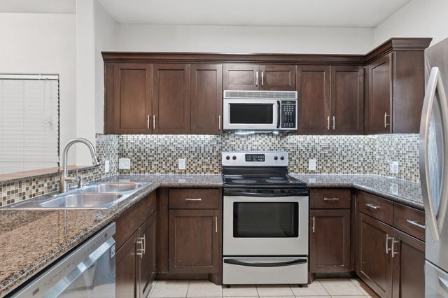 6810 Deatonhill DR 4202, Austin, TX 78745