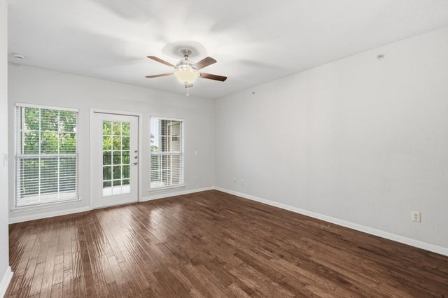 6810 Deatonhill DR 4202, Austin, TX 78745