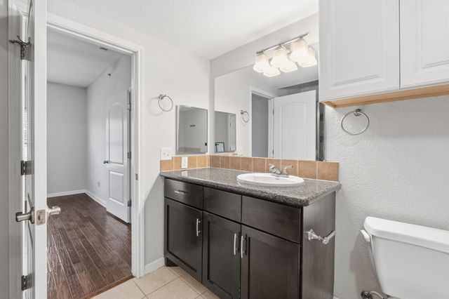 6810 Deatonhill DR 4202, Austin, TX 78745