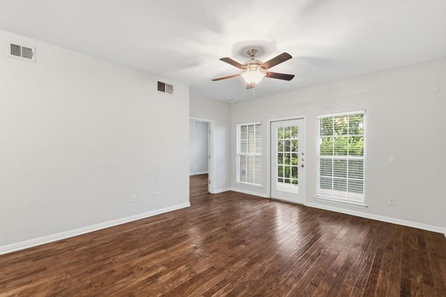 6810 Deatonhill DR 4202, Austin, TX 78745