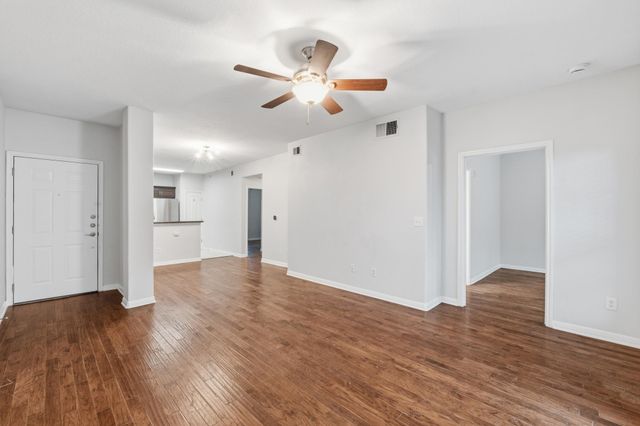 6810 Deatonhill DR 4202, Austin, TX 78745
