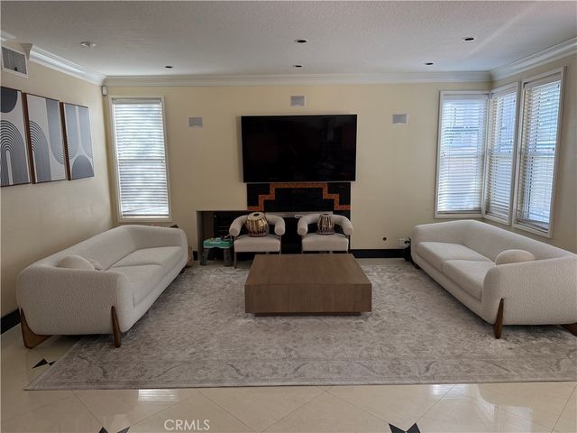 13261 Tiburon Way, Tustin, CA 92782