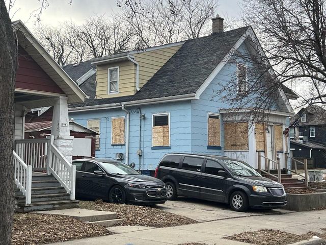 1987 Melvina STREET, Milwaukee, WI 53206
