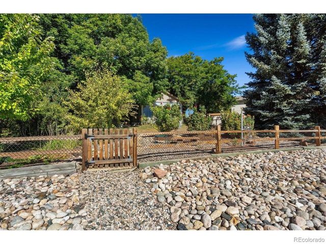 1840 Silver Leaf Dr, Loveland, CO 80538