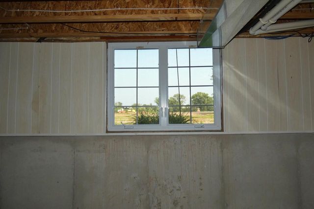 1228 CAMERON CIRCLE, Neenah, WI 54956