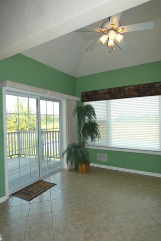 1228 CAMERON CIRCLE, Neenah, WI 54956