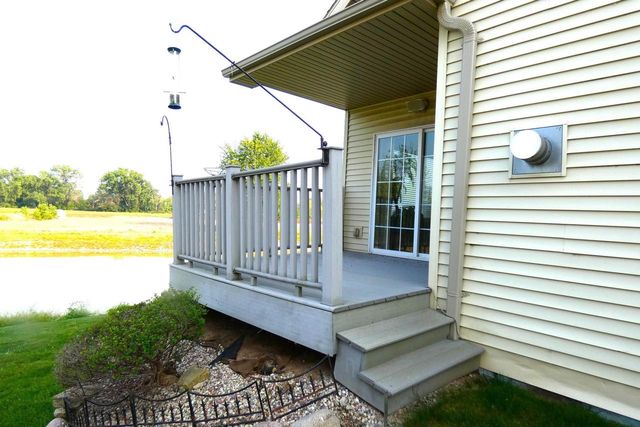 1228 CAMERON CIRCLE, Neenah, WI 54956