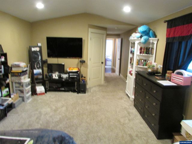 360 Cindy Ln NW, Mt Angel, OR 97362
