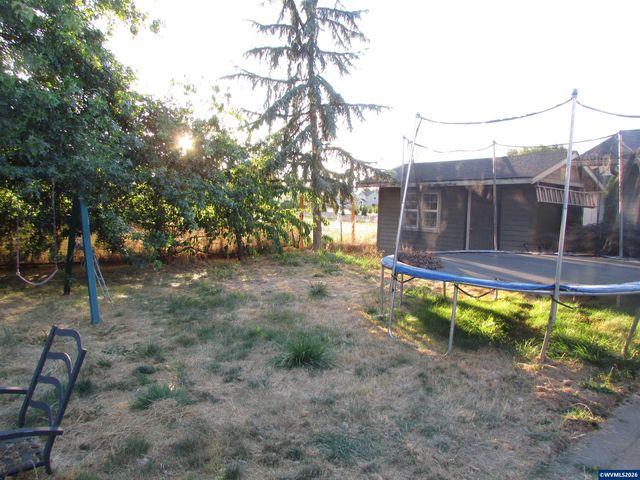 360 Cindy Ln NW, Mt Angel, OR 97362
