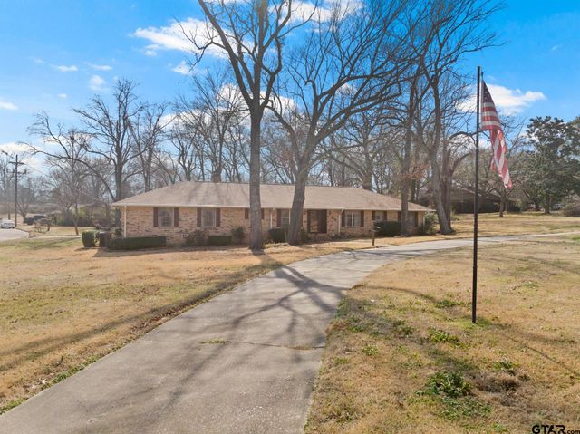 416 Dogwood, Mt Pleasant, TX 75455