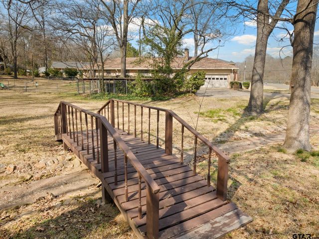 416 Dogwood, Mt Pleasant, TX 75455