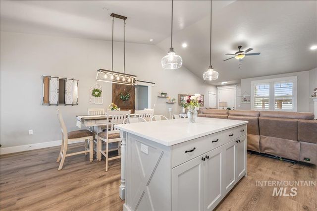 4376 Wagon, Nampa, ID 83687