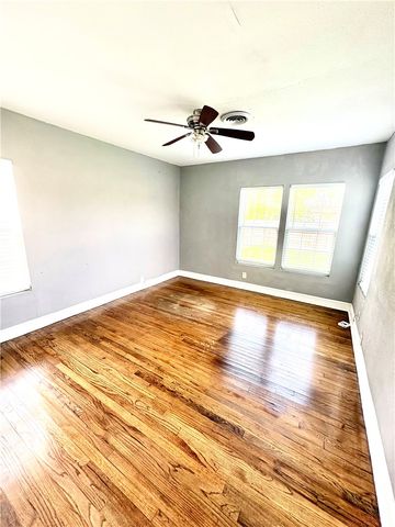 3562 Topeka St, Corpus Christi, TX 78411