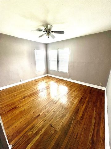 3562 Topeka St, Corpus Christi, TX 78411