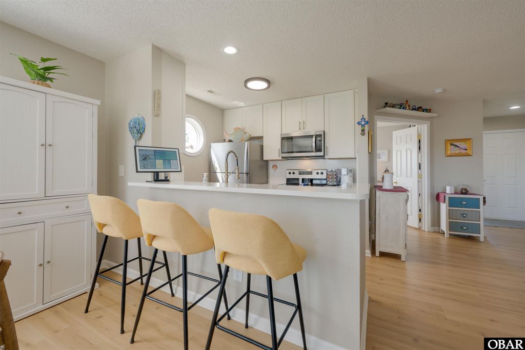 Image 12 of property listing at 721 Pirates Way Unit 721, Manteo, NC 27954